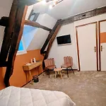 Le Relais Du Beffroi & 4* Saint-Riquier