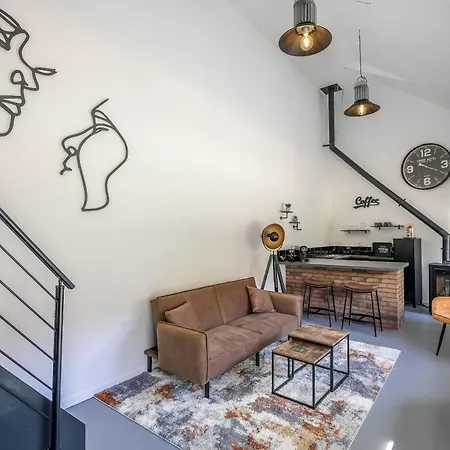 Le Relais Du Beffroi & 4* Saint-Riquier