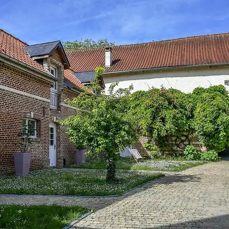 Le Relais Du Beffroi & 4* Saint-Riquier