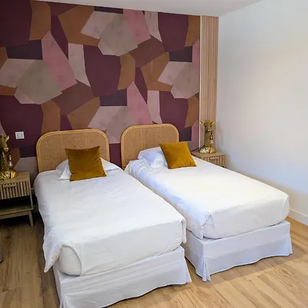 Le Relais Du Beffroi & 4* Saint-Riquier